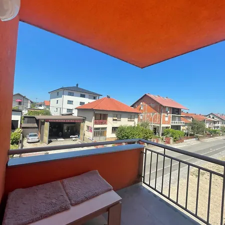 Apartamento Nepostoji21 *